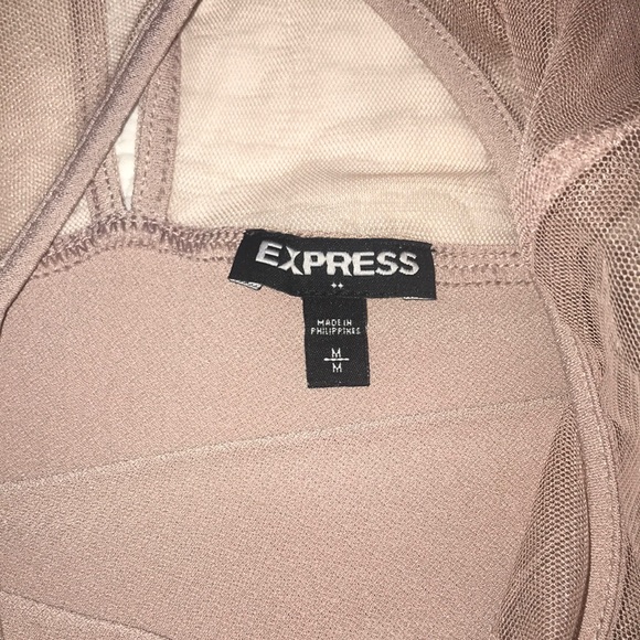 Express blush top - Picture 5 of 5